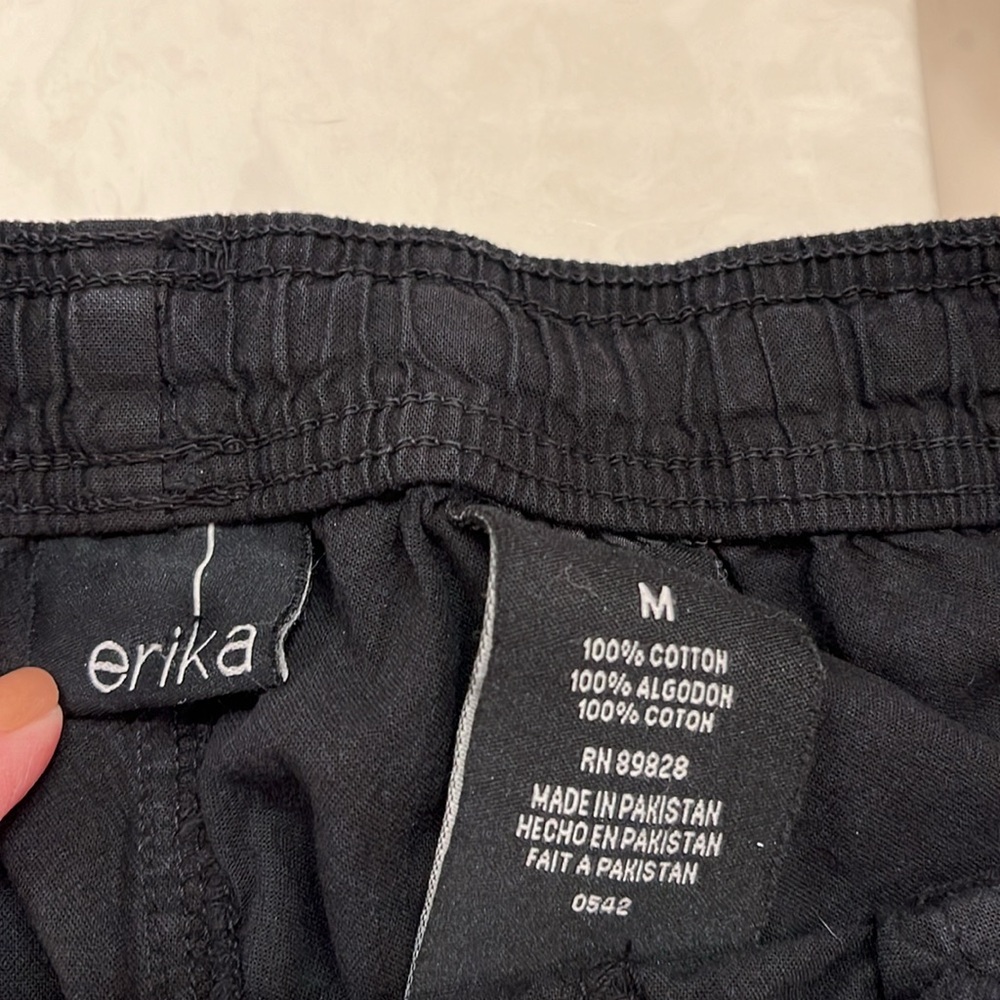 Erika Capri pants - Picture 3 of 4